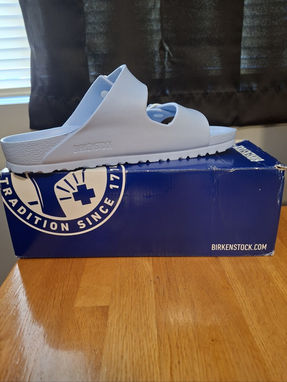 Birkenstock Arizona Essentials Sandals NIB - Picture 3 of 15